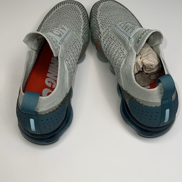 💙NWT NIKE WOMENS AIR VAPORMAX FK MOC 2 IN SIZE 7.5 - Picture 6 of 11